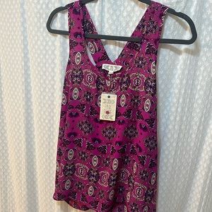 NWT Pink Rose Patterned Top Size L.